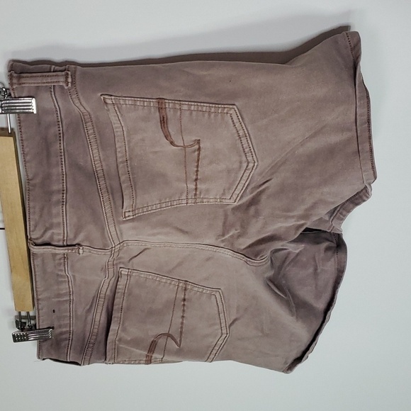 AMERICAN Eagle size 10 super stretch mid rise jean shorts - Picture 4 of 8